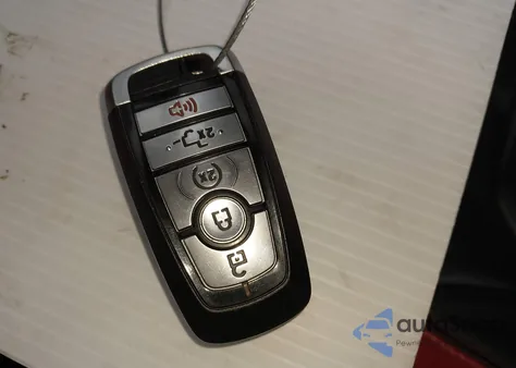 2019 Ford F-150 Lariat из США, поврежденный, VIN 1FTEW1E44KFB16288